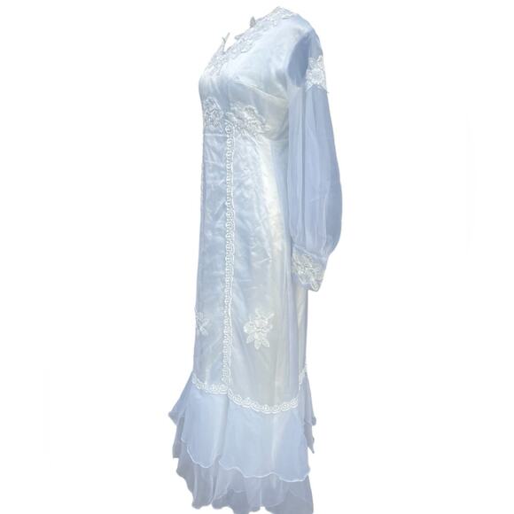 Vtg White Floral Lace Applique Handmade Sheer Sleeve Ruffle Bottom Wedding Dress - Picture 6 of 10